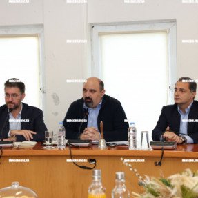 ΣΤΟ ΓΑΖΙ Ο ΥΠΟΥΡΓΟΣ ΧΡΗΣΤΟΣ ΤΡΙΑΝΤΟΠΟΥΛΟΣ