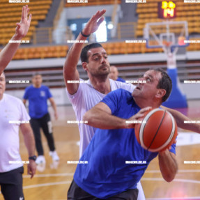 ΦΙΛΑΝΘΡΩΠΙΚΟΣ ΑΓΩΝΑΣ ΔΗΜΟΣΙΟΓΡΑΦΟΙ ΠΟΛΙΤΙΚΟΙ