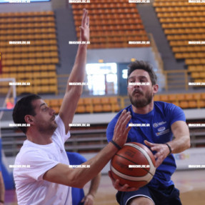 ΦΙΛΑΝΘΡΩΠΙΚΟΣ ΑΓΩΝΑΣ ΔΗΜΟΣΙΟΓΡΑΦΟΙ ΠΟΛΙΤΙΚΟΙ
