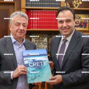 ΣΤΗΝ ΠΕΡΙΦΕΡΕΙΑ Ο ΥΠΟΥΡΓΟΣ ΨΗΦΙΑΚΗΣ ΔΙΑΚΥΒΕΡΝΗΣΗΣ