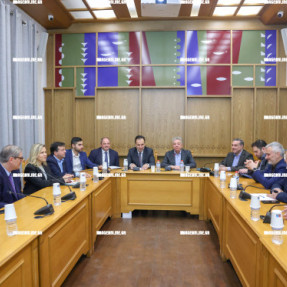 ΣΤΗΝ ΠΕΡΙΦΕΡΕΙΑ Ο ΥΠΟΥΡΓΟΣ ΨΗΦΙΑΚΗΣ ΔΙΑΚΥΒΕΡΝΗΣΗΣ