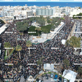 ΑΕΡΟΦΩΤΟΓΡΑΦΙΕΣ ΑΠΟ ΤΗ ΣΥΓΚΕΝΤΡΩΣΗ ΓΙΑ ΤΑ ΤΕΜΠΗ
