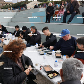 ΚΑΘΑΡΑ ΔΕΥΤΕΡΑ ΣΤΟΝ ΚΑΡΑΒΟΛΑ