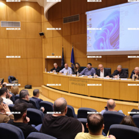 ΠΑΡΟΥΣΙΑΣΗ ΣΥΓΧΡΟΝΟΥ ΚΡΕΟΠΩΛΕΙΟΥ