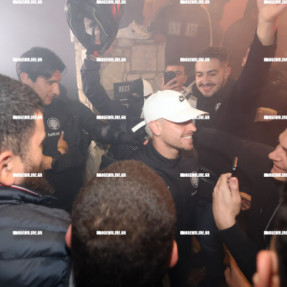 ΦΙΛΑΘΛΟΙ ΤΟΥ ΟΦΗ ΣΤΟ ΚΕΝΤΡΟ ΓΙΑ ΕΜΨΥΧΩΣΗ ΤΗΣ ΟΜΑΔΑΣ