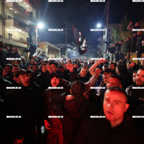 ΦΙΛΑΘΛΟΙ ΤΟΥ ΟΦΗ ΣΤΟ ΚΕΝΤΡΟ ΓΙΑ ΕΜΨΥΧΩΣΗ ΤΗΣ ΟΜΑΔΑΣ