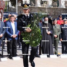 ΚΑΤΑΘΕΣΗ ΣΤΕΦΑΝΩΝ