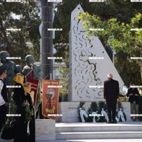 ΚΑΤΑΘΕΣΗ ΣΤΕΦΑΝΩΝ