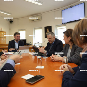 ΕΠΙΣΚΕΨΗ ΤΑΧΙΑΟΥ ΣΤΟ ΔΗΜΟ ΜΑΛΕΒΙΖΙΟΥ