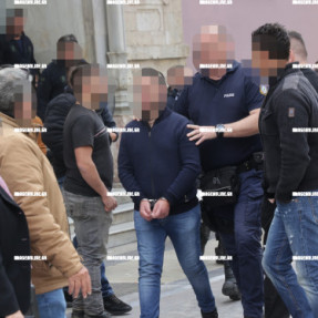 ΚΟΣΜΟΣ ΣΤΑ ΔΙΚΑΣΤΗΡΙΑ ΓΙΑ ΤΗΝ ΑΠΟΛΟΓΙΑ ΤΟΥ 29 ΧΡΟΝΟΥ
