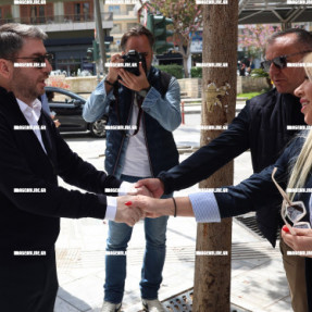 ΕΠΙΣΚΕΨΗ ΑΝΔΡΟΥΛΑΚΗ ΣΤΗΝ ΑΓΟΡΑ