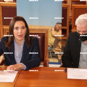 ΥΠΟΓΡΑΦΗ ΣΥΜΒΑΣΗΣ ΤΟΥ ΔΗΜΟΥ ΗΡΑΚΛΕΙΟΥ ΜΕ ΤΗΝ ΥΠΟΥΡΓΟ ΤΟΥΡΙΣΜΟΥ ΟΛΓΑ ΚΕΦΑΛΟΓΙΑΝΝΗ