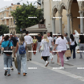 ΤΟΥΡΙΣΤΕΣ