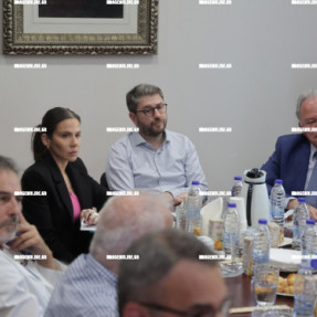 ΕΠΙΣΚΕΨΗ ΝΙΚΟΥ ΑΝΔΡΟΥΛΑΚΗ ΣΤΟ ΒΕΝΙΖΕΛΕΙΟ