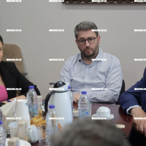 ΕΠΙΣΚΕΨΗ ΝΙΚΟΥ ΑΝΔΡΟΥΛΑΚΗ ΣΤΟ ΒΕΝΙΖΕΛΕΙΟ