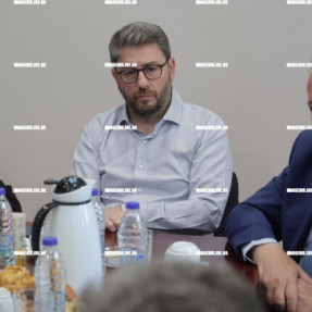 ΕΠΙΣΚΕΨΗ ΝΙΚΟΥ ΑΝΔΡΟΥΛΑΚΗ ΣΤΟ ΒΕΝΙΖΕΛΕΙΟ