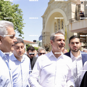 ΣΤΑ ΠΕΖΑ Ο ΚΥΡΙΑΚΟΣ ΜΗΤΣΟΤΑΚΗΣ