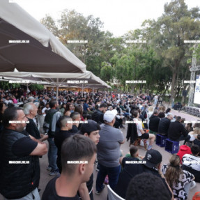 ΦΙΛΑΘΛΟΙ ΤΟΥ ΟΦΗ ΣΤΟ ΠΑΡΚΟ ΤΟΥ ΓΕΩΡΓΙΑΔΗ ΒΛΕΠΟΥΝ ΤΟΝ ΤΕΛΙΚΟ ΚΥΠΕΛΛΟΥ