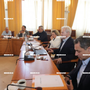 ΣΥΣΚΕΨΗ ΔΗΜΑΡΧΟΥ ΜΕ ΒΟΥΛΕΥΤΕΣ