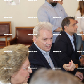 ΣΥΣΚΕΨΗ ΔΗΜΑΡΧΟΥ ΜΕ ΒΟΥΛΕΥΤΕΣ