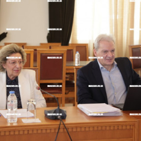 ΣΥΣΚΕΨΗ ΔΗΜΑΡΧΟΥ ΜΕ ΒΟΥΛΕΥΤΕΣ