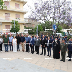 ΚΑΤΑΘΕΣΗ ΣΤΕΦΑΝΩΝ ΓΙΑ ΤΗΝ ΓΕΝΟΚΤΟΝΙΑ ΤΩΝ ΠΟΝΤΙΩΝ