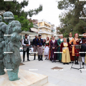 ΚΑΤΑΘΕΣΗ ΣΤΕΦΑΝΩΝ ΓΙΑ ΤΗΝ ΓΕΝΟΚΤΟΝΙΑ ΤΩΝ ΠΟΝΤΙΩΝ