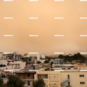 ΚΙΤΡΙΝΙΣΕ Ο ΟΥΡΑΝΟΣ ΑΠΟ ΤΗΝ ΑΦΡΙΚΑΝΙΚΗ ΣΚΟΝΗ