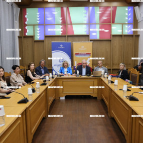 ΣΥΣΚΕΨΗ ΓΙΑ ΤΗΝ ΔΙΑΧΕΙΡΗΣΗ ΚΙΝΔΥΝΩΝ ΚΑΙ ΚΡΙΣΕΩΝ ΣΤΑ ΣΧΟΛΕΙΑ