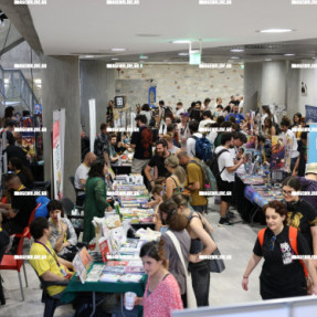 ΕΚΘΕΣΗ  Cretan comic con στο πολιτιστικό