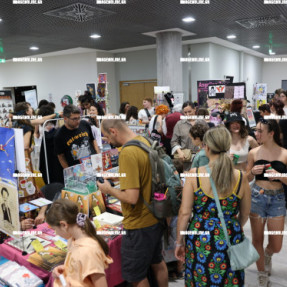 ΕΚΘΕΣΗ  Cretan comic con στο πολιτιστικό