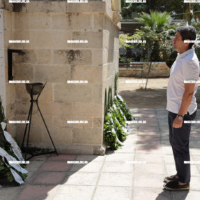 ΚΑΤΑΘΕΣΗ ΣΤΕΦΑΝΩΝ ΓΙΑ ΤΟΥΣ 62 ΜΑΡΤΥΡΕΣ