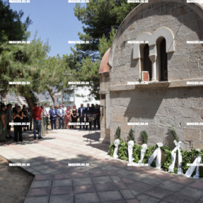 ΚΑΤΑΘΕΣΗ ΣΤΕΦΑΝΩΝ ΓΙΑ ΤΟΥΣ 62 ΜΑΡΤΥΡΕΣ