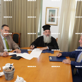 ΥΠΟΓΡΑΦΗ ΣΥΜΒΑΣΗΣ ΑΡΧΙΕΠΙΣΚΟΠΗΣ - ΟΛΗ