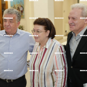 ΕΠΙΣΚΕΨΗ ΜΕΝΔΩΝΗ ΣΤΗΝ ΠΕΡΙΦΕΡΕΙΑ