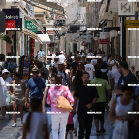 ΠΡΟΣΦΟΡΕΣ ΕΝΌΨΕΙ ΕΚΠΤΏΣΕΩΝ