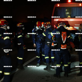 ΣΥΝΕΧΙΖΕΤΑΙ Η ΜΕΓΑΛΗ ΦΩΤΙΑ ΣΤΑ ΑΧΛΙΑ ΙΕΡΑΠΕΤΡΑΣ