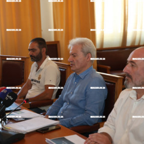 ΣΥΝΈΝΤΕΥΞΗ ΓΙΑ ΤΗΝ ΚΑΘΑΡΙΟΤΗΤΑ ΑΠΟ ΤΟΝ ΚΑΛΟΚΑΙΡΙΝΟ