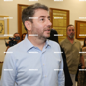 Ο ΝΙΚΟΣ ΑΝΔΡΟΥΛΑΚΗΣ ΣΤΗΝ ΠΕΡΙΦΕΡΕΙΑ ΚΡΗΤΗΣ