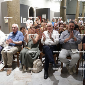 ΕΓΚΑΙΝΙΑ ΕΚΘΕΣΗΣ ΓΙΑ ΤΟΝ ΜΙΚΗ ΘΕΟΔΩΡΑΚΗ ΣΤΗΝ ΒΑΣΙΛΙΚΗ ΑΓΙΟΥ ΜΑΡΚΟΥ