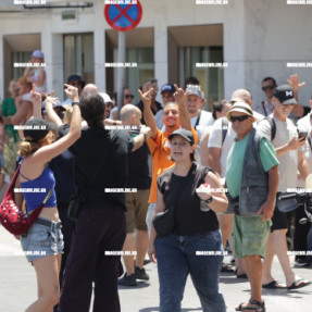 ΤΟ ΙΣΡΑΗΛΙΝΟ ΚΡΟΥΑΖΙΕΡΟΠΛΟΙΟ ΣΤΟ ΛΙΜΑΝΙ ΤΟΥ ΑΓΙΟΥ ΝΙΚΟΛΑΟΥ