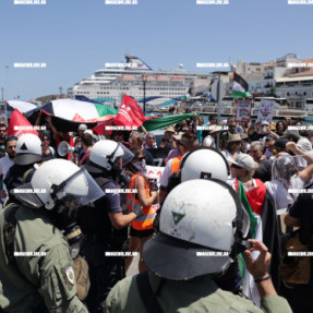 ΤΟ ΙΣΡΑΗΛΙΝΟ ΚΡΟΥΑΖΙΕΡΟΠΛΟΙΟ ΣΤΟ ΛΙΜΑΝΙ ΤΟΥ ΑΓΙΟΥ ΝΙΚΟΛΑΟΥ