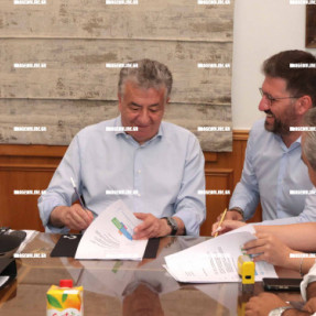 ΥΠΟΓΡΑΦΗ ΣΥΜΒΑΣΗΣ ΓΙΑ ΤΗΝ ΑΝΑΠΛΑΣΗ ΤΗΣ ΟΔΟΥ ΕΛΕΥΘΕΡΙΟΥ ΒΕΝΙΖΕΛΟΥ -Β’ ΦΑΣΗ
