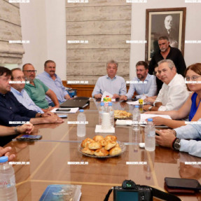 ΥΠΟΓΡΑΦΗ ΣΥΜΒΑΣΗΣ ΓΙΑ ΤΗΝ ΑΝΑΠΛΑΣΗ ΤΗΣ ΟΔΟΥ ΕΛΕΥΘΕΡΙΟΥ ΒΕΝΙΖΕΛΟΥ -Β’ ΦΑΣΗ
