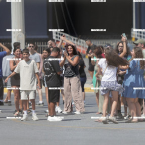 ΔΙΑΜΑΡΤΥΡΙΑ ΣΤΟ ΛΙΜΑΝΙ ΤΟΥ ΗΡΑΚΛΕΙΟΥ ΓΙΑ ΤΗΝ ΑΦΙΞΗ ΤΟΥ ΙΣΡΑΗΛΙΝΟΥ ΚΡΟΥΑΖΙΕΡΟΠΛΟΙΟΥ