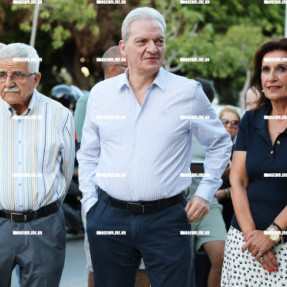 ΟΝΟΜΑΤΟΔΟΣΙΑ ΠΡΟΣ ΤΙΜΗΝ ΤΟΥ ΜΙΚΗ ΘΕΟΔΩΡΑΚΗ ΣΤΟ ΑΝΟΙΚΤΟ ΘΕΑΤΡΟ ΤΗΣ ΠΥΛΗΣ ΒΗΘΛΕΕΜ