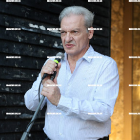 ΟΝΟΜΑΤΟΔΟΣΙΑ ΠΡΟΣ ΤΙΜΗΝ ΤΟΥ ΜΙΚΗ ΘΕΟΔΩΡΑΚΗ ΣΤΟ ΑΝΟΙΚΤΟ ΘΕΑΤΡΟ ΤΗΣ ΠΥΛΗΣ ΒΗΘΛΕΕΜ