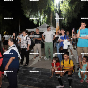ΔΙΑΜΑΡΤΥΡΙΑ ΜΕΤΑ ΜΟΥΣΙΚΗΣ ΚΑΙ ΚΕΡΑΣΜΑΤΑ ΑΠΟ ΤΟΥΣ ΞΕΝΟΔΟΧΟΥΠΑΛΛΗΛΟΥΣ