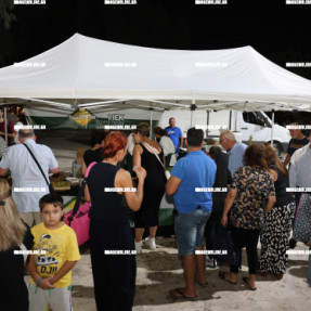 ΔΙΑΜΑΡΤΥΡΙΑ ΜΕΤΑ ΜΟΥΣΙΚΗΣ ΚΑΙ ΚΕΡΑΣΜΑΤΑ ΑΠΟ ΤΟΥΣ ΞΕΝΟΔΟΧΟΥΠΑΛΛΗΛΟΥΣ