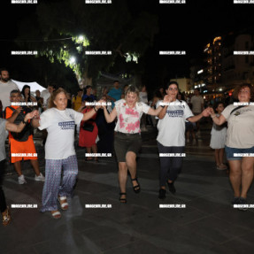 ΔΙΑΜΑΡΤΥΡΙΑ ΜΕΤΑ ΜΟΥΣΙΚΗΣ ΚΑΙ ΚΕΡΑΣΜΑΤΑ ΑΠΟ ΤΟΥΣ ΞΕΝΟΔΟΧΟΥΠΑΛΛΗΛΟΥΣ